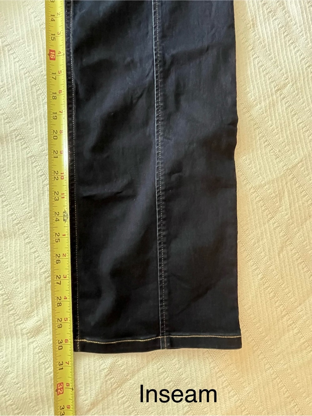 Jones New York Dark Blue Wash Cargo Jeans 6 Pocket Design NWOT - Picture 9 of 10
